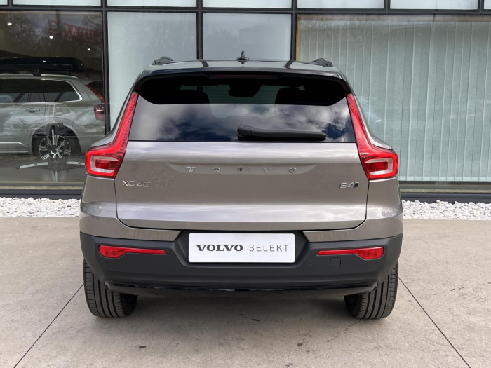 Volvo XC40 B4 AWD R-DESIGN Aut 1.maj.