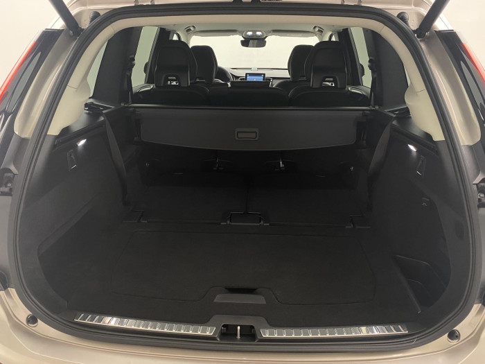 Volvo XC90 B5 AWD AUT DARK PLUS