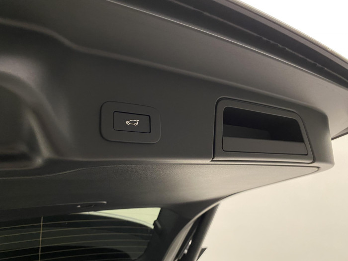 Land Rover Range Rover Evoque D200 DYNAMIC SE REZERVACE 2.0 d Dynamic SE