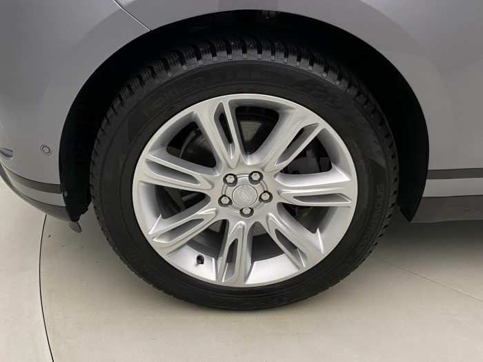 Land Rover Range Rover Velar D200 SE AWD REZERVACE 2.0 d SE