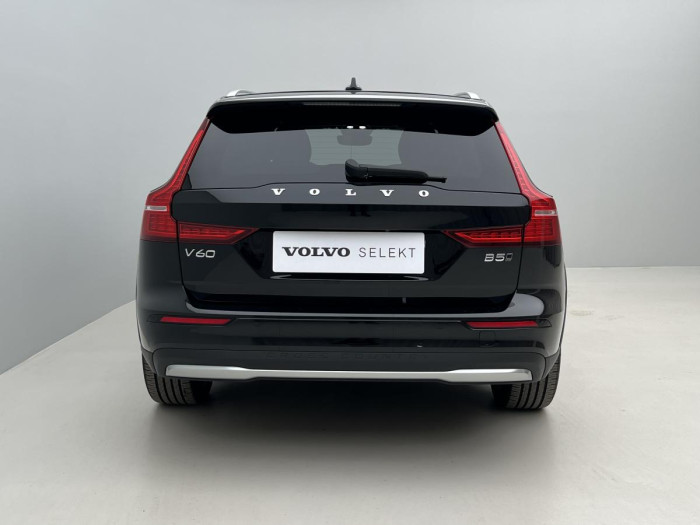 Volvo V60 CROSS COUNTRY B5 AWD Aut 1.maj