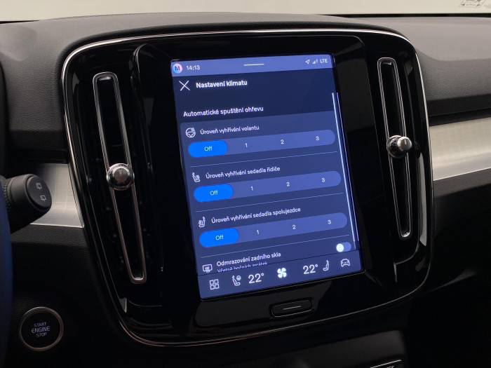 Volvo XC40 B3 AUT PLUS BLACK EDITION