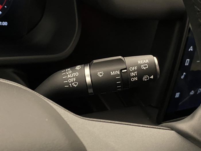 Land Rover Defender D250 X-DYNAMIC SE REZERVACE 3.0 d Dynamic SE