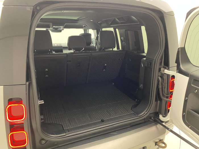 Land Rover Defender P400 X-DYNAMIC HSE AWD AUT CZ 3.0 Dynamic