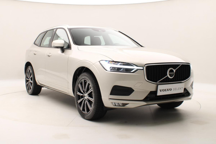 Volvo XC60 T5 AWD MOMENTUM AUT REZERVACE 2.0 Momentum