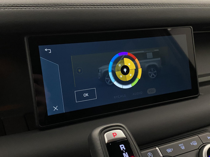 Land Rover Defender D300 SE AWD AUT CZ REZERVACE 3.0 d SE