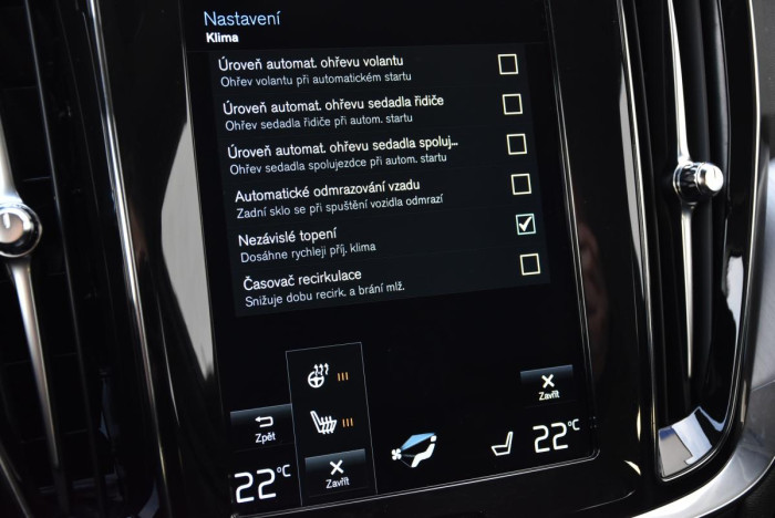Volvo V60 B4 MOMENTUM REZERVACE 2.0 Momentum