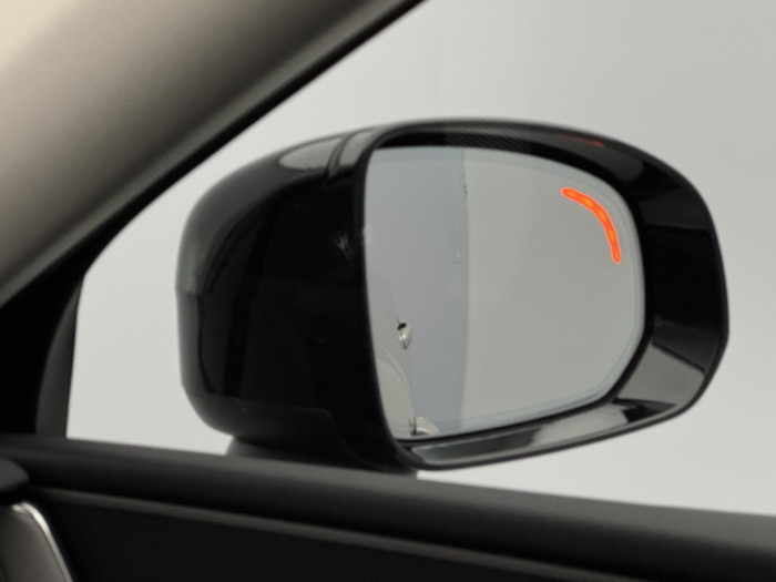 Volvo XC60 B4 AWD PLUS DARK CZ 1.maj