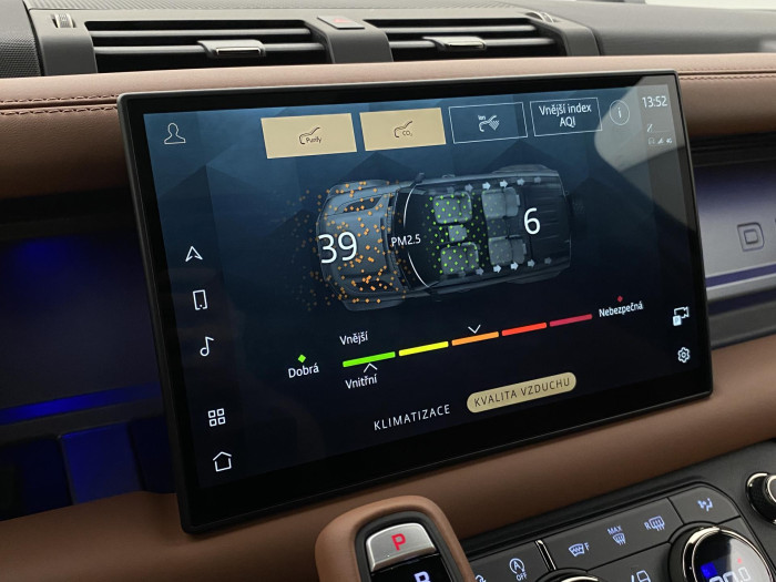 Land Rover Defender P635 OCTA AWD AUT