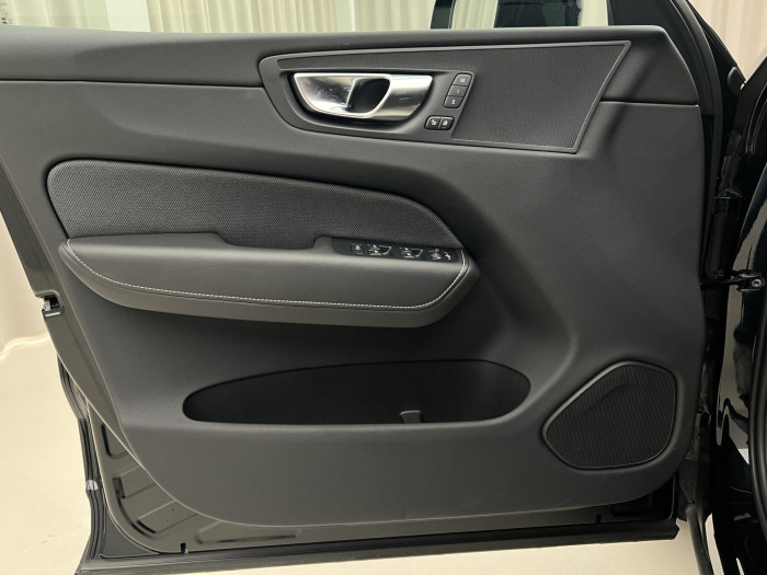 Volvo XC60 B5 AWD BLACK EDITION PLUS AUT