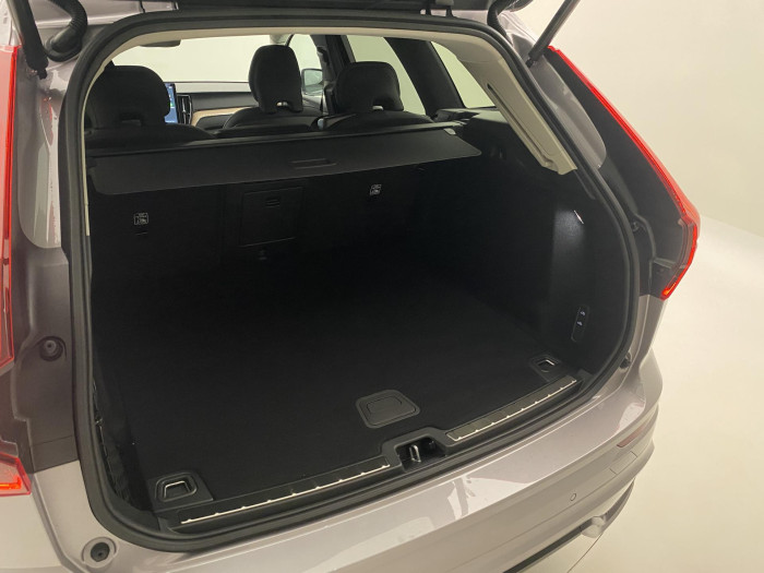 Volvo XC60 B5 AWD AUT DARK PLUS