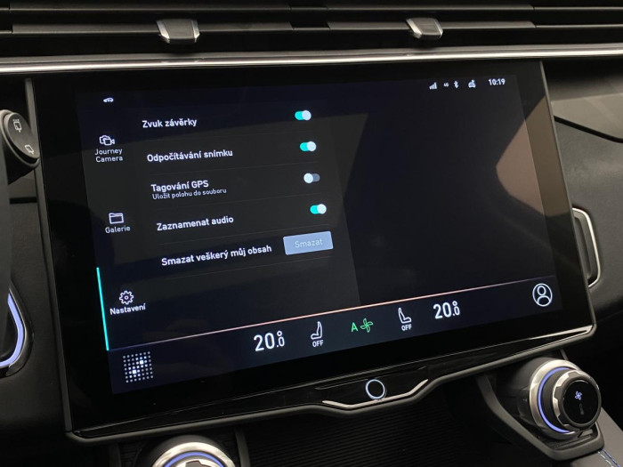 Lynk & Co 01 PHEV DCT AUT REZERVACE