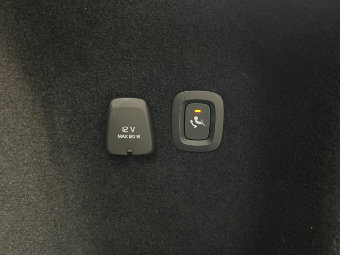 Volvo V60 B4 INSCRIPTION AUT