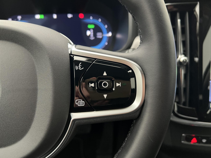 Volvo V90 T6 AWD RECHARGE PLUS DARK AUT