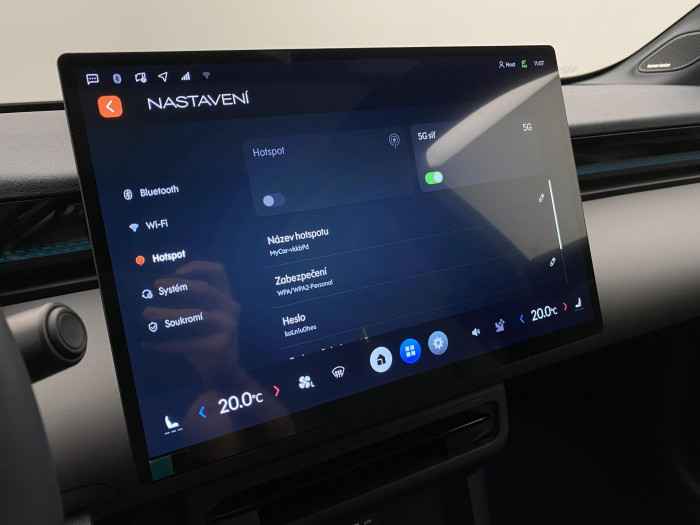 Lynk & Co 02 MORE EV