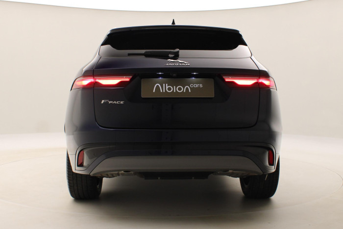 Jaguar F-Pace P250 AWD R-DYNAMIC REZERVACE 2.0 Dynamic