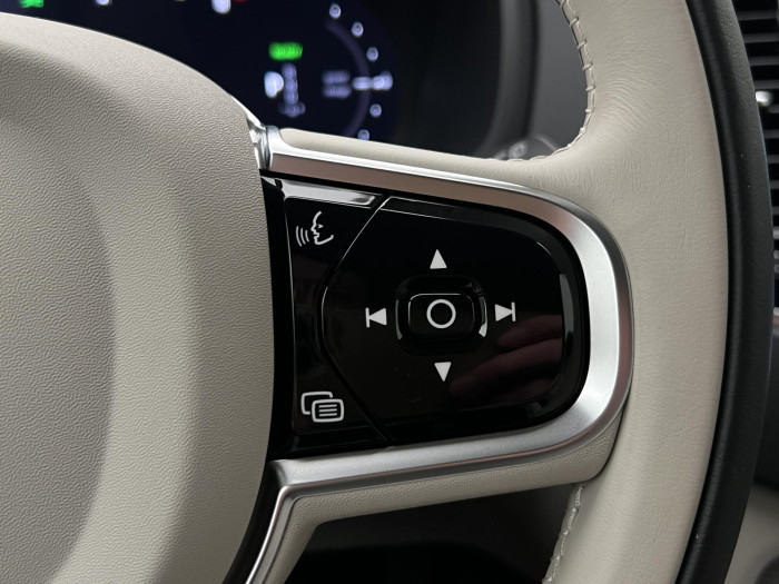 Volvo XC90 T8 AWD RECHARGE ULTRA BRIGHT