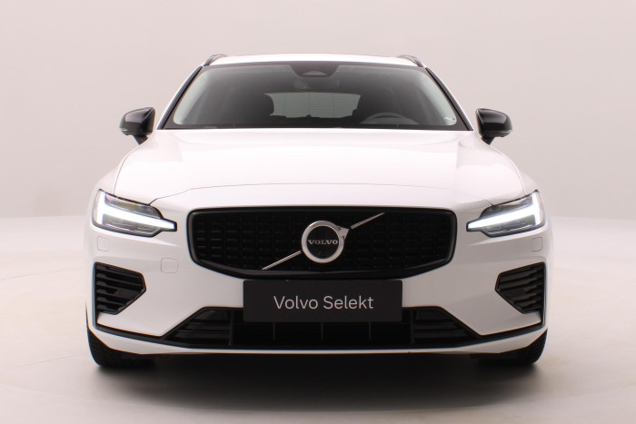 Volvo V60 T8 AWD RECHARGE DARK PLUS CZ