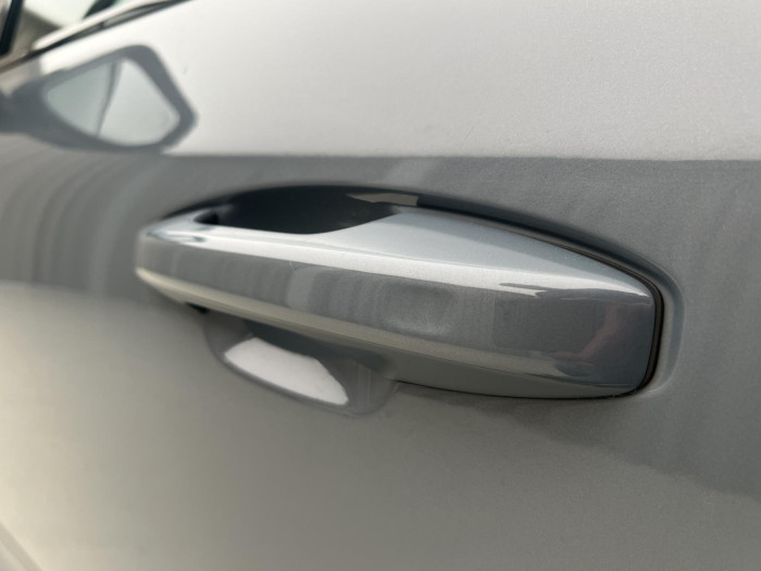 Volvo C40 RECHARGE TWIN MOTOR 1.maj.