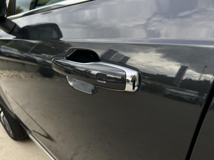 Volvo XC90 B5 AWD INSCRIPTION REZERVACE