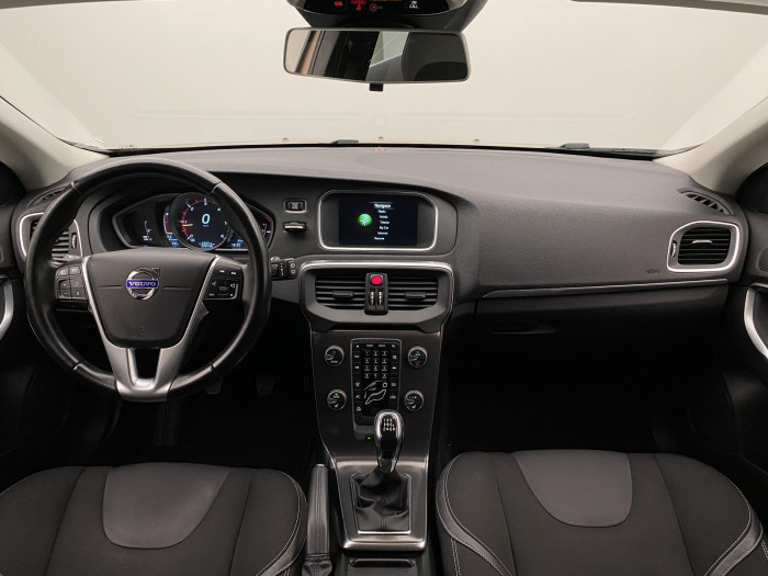 Volvo V40 D3 MOMENTUM 2.0 d Momentum