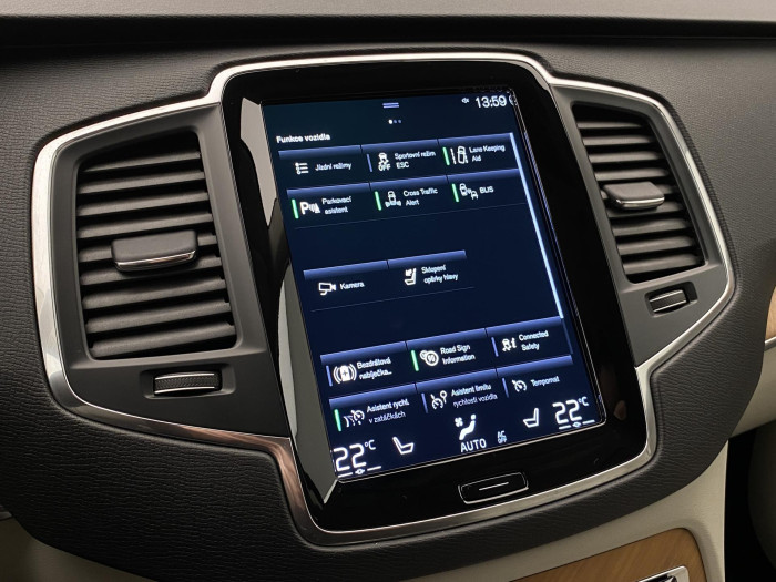 Volvo XC90 B5 AWD MOMENTUM REZERVACE 2.0 Momentum