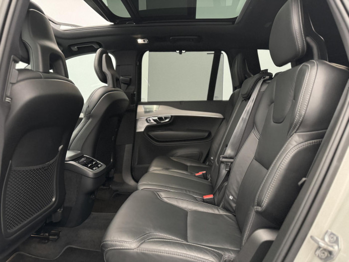 Volvo XC90 B6 AWD R-DESIGN CZ 7 míst