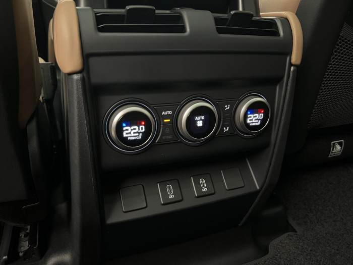 Land Rover Defender 110 D350 X-DYNAMIC HSE AWD Aut 3.0 d Dynamic