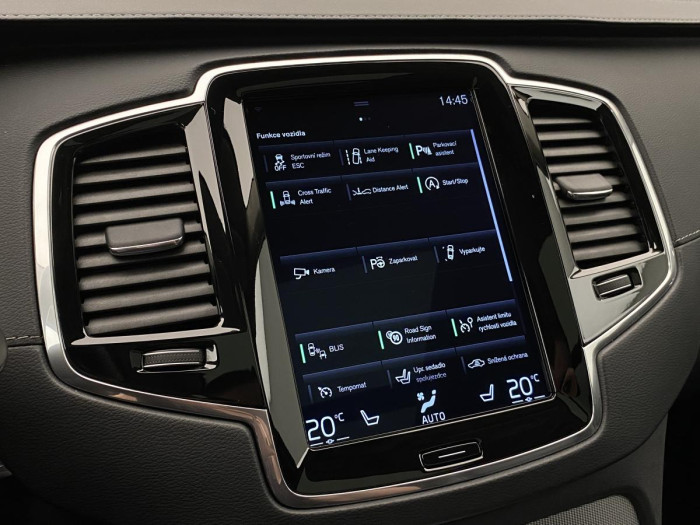 Volvo XC90 T6 AWD INSCRIPTION REZERVACE