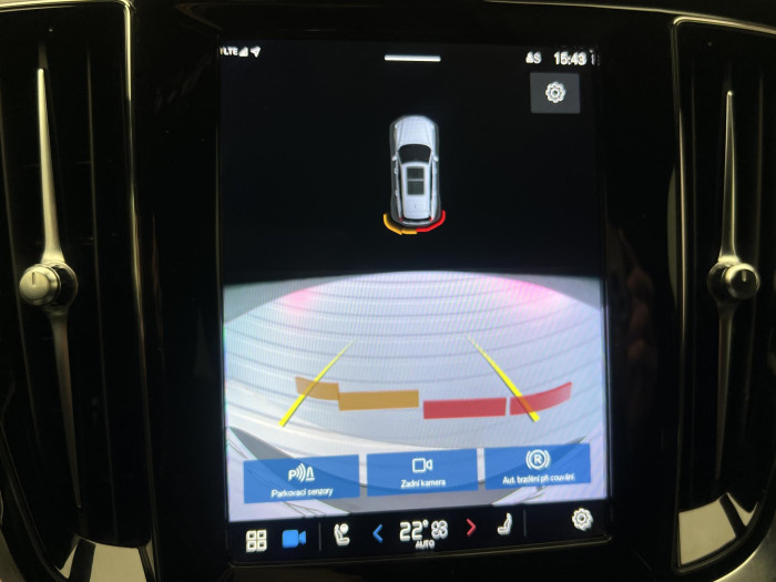 Volvo V60 CC B4 AWD PLUS AUT 1.maj.