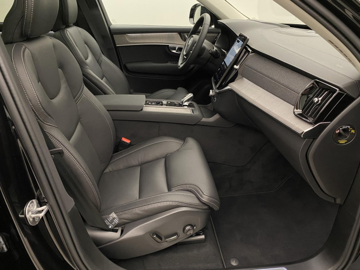Volvo XC90 T8 AWD RECHARGE DARK PLUS 7m