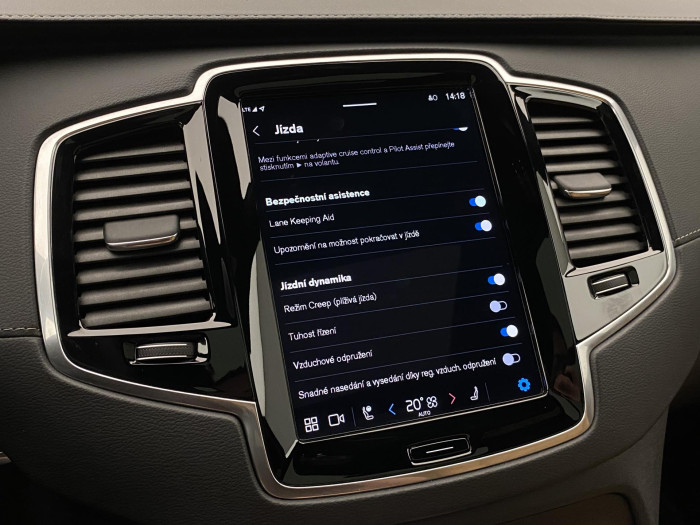 Volvo XC90 T8 AWD ULTIMATE DARK RECHARGE