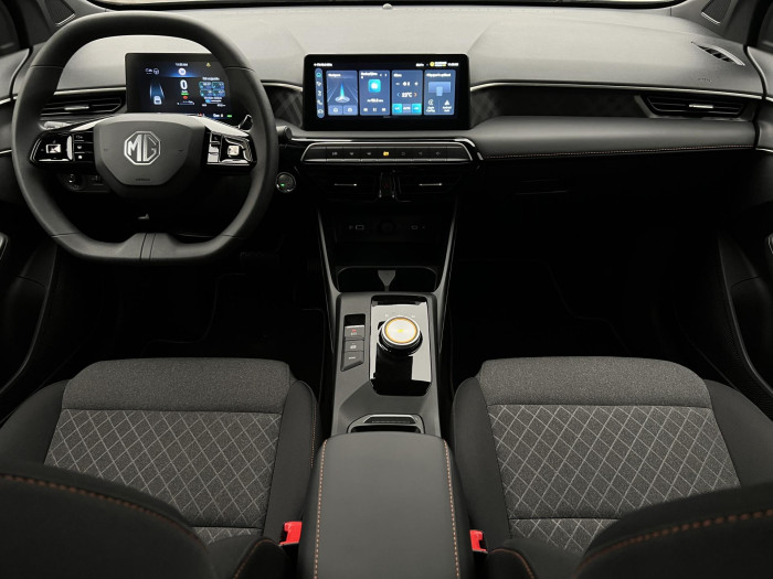 MG MG3 1.5 EMOTION Hybrid+ AUT CZ