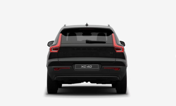 Volvo XC40 B4 AUT PLUS BLACK EDITION