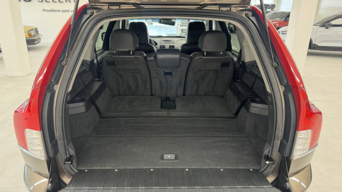 Volvo XC90 D5 AWD SUMMUM AUT REZERVACE 2.4 d Summum