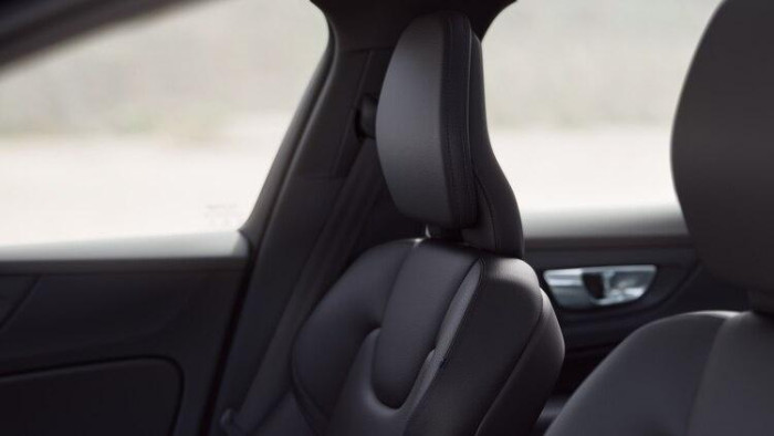 Volvo V60 B4 BRIGHT PLUS