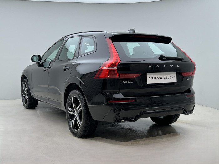 Volvo XC60 B5 AWD R-DESIGN AUT