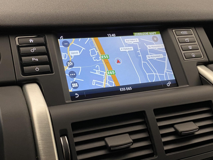 Land Rover Discovery Sport 2.0 TD4 AWD PURE REZERVACE 2.0 TD