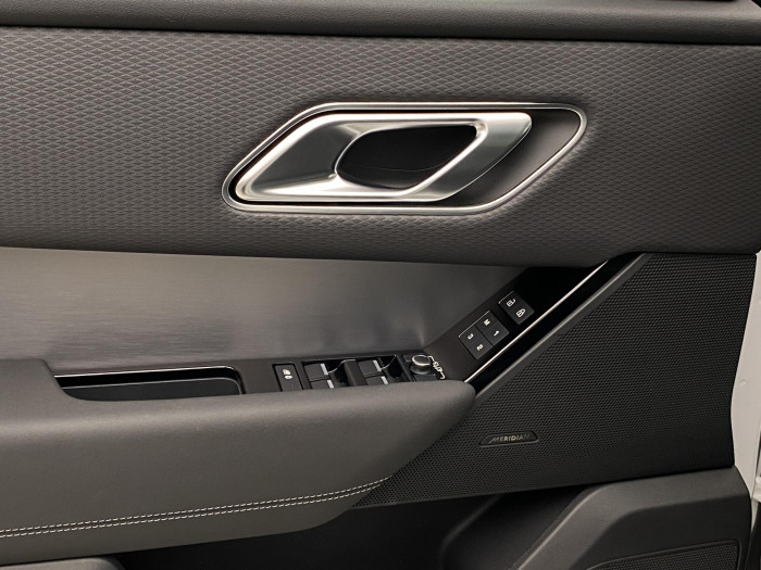 Land Rover Range Rover Velar D200 R-DYNAMIC SE AWD AUT 2.0 d Dynamic SE