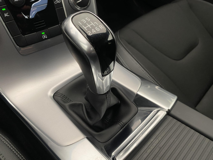 Volvo V60 D3 MOMENTUM CZ 2.0 d Momentum