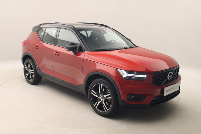 Volvo XC40 B5 AWD R-DESIGN AUT CZ 1.maj.
