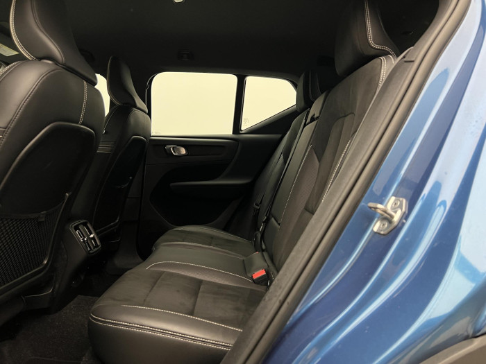 Volvo XC40 D4 AWD R-DESIGN AUT CZ 2.0 d