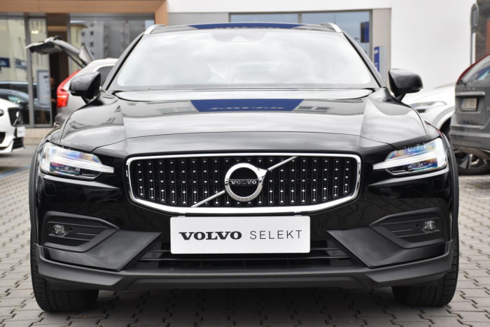 Volvo V60 CC B4 AWD MOMENTUM AUT 1.maj. 2.0 CC CC Momentum