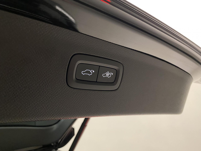 Volvo XC90 B5 AWD INSCRIPTION AUT 1.maj