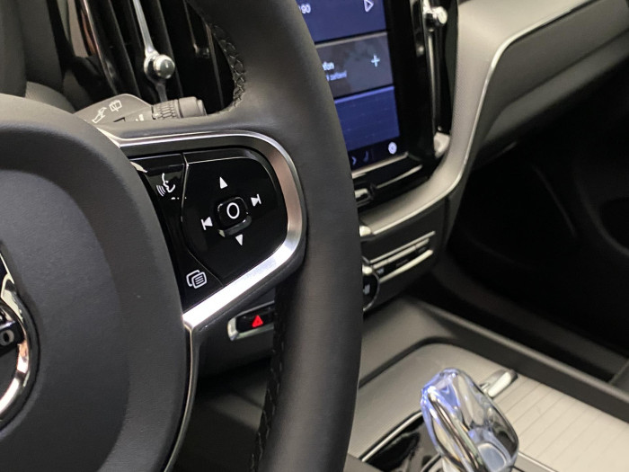 Volvo XC60 T6 AWD PLUS RECHARGE AUT 1.maj