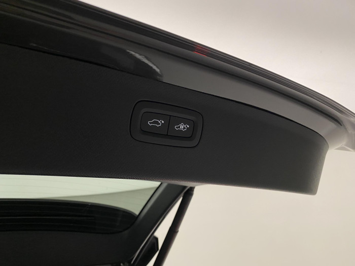 Volvo XC90 T8 AWD RECHARGE BRIGHT PLUS 7m