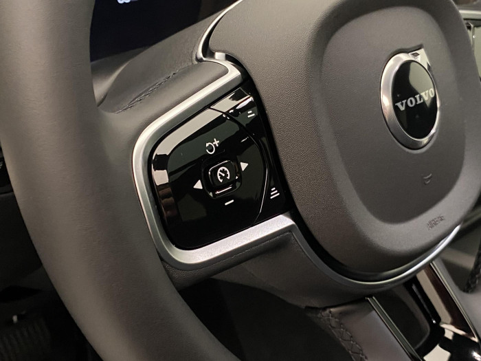 Volvo XC60 T6 AWD AUT DARK PLUS