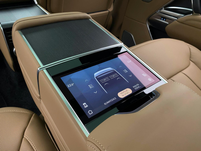 Land Rover Range Rover D350 AUTOBIOGRAPHY LWB 3.0 d