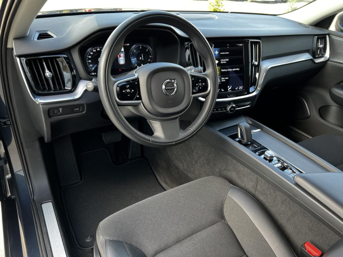 Volvo V60 B4 MOMENTUM Aut 1.maj. 2.0 Momentum