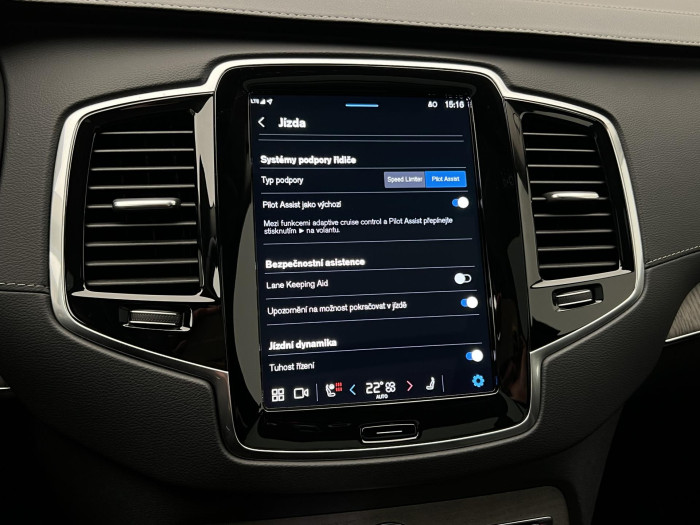 Volvo XC90 B5 AWD PLUS BRIGHT VZDUCH